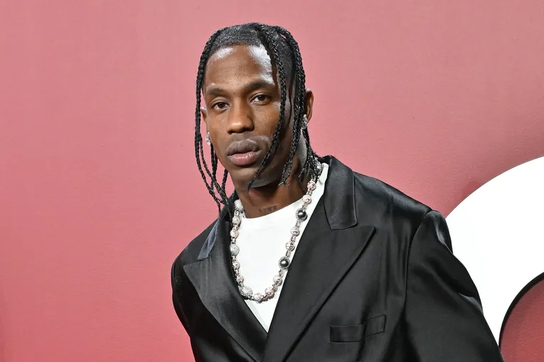 "Travis Scott's Miami Arrest: Bodycam Footage Reveals Heated Police Confrontation"